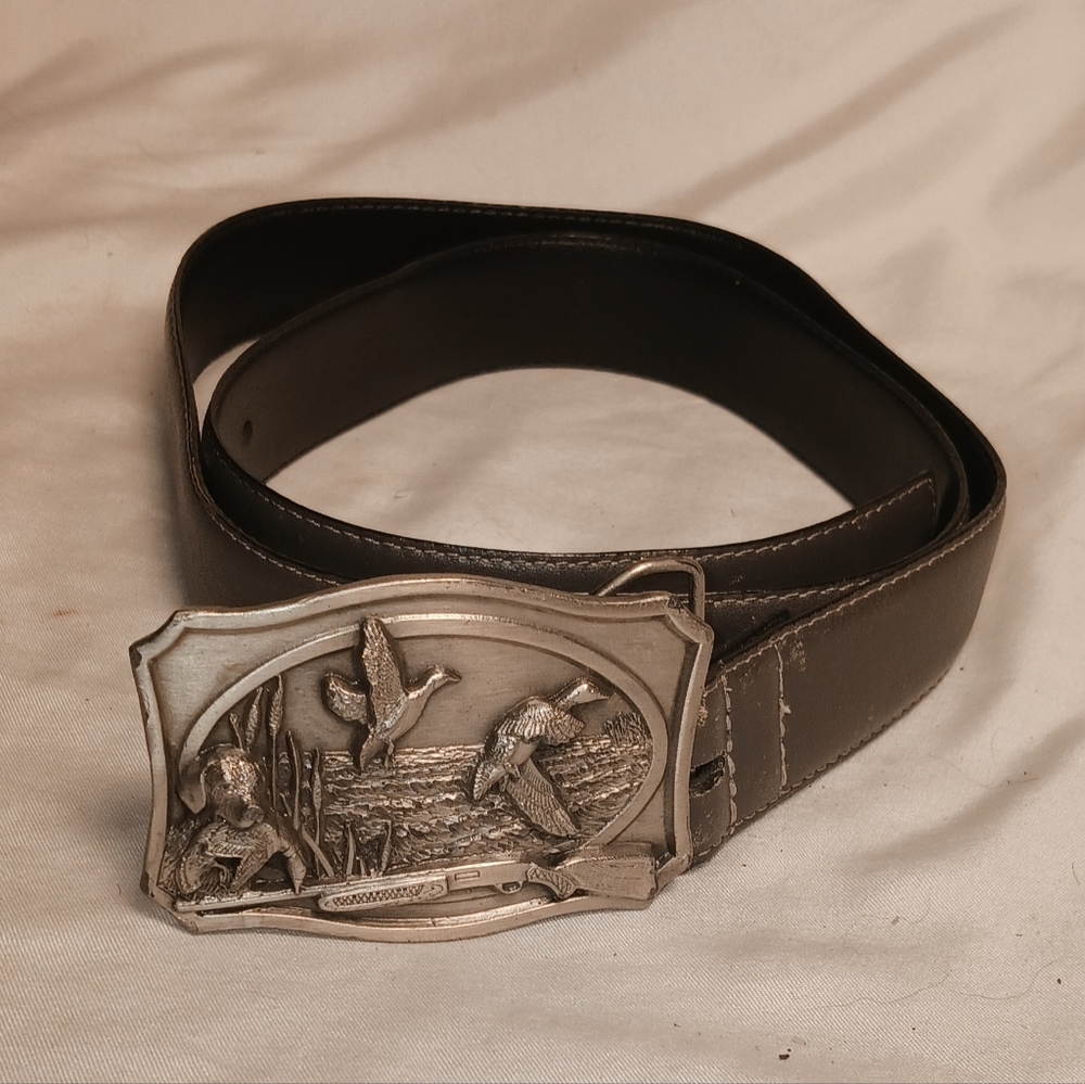 Siskiyou Vintage Cast Metal Duck Hunting Buckle With Belt 1984